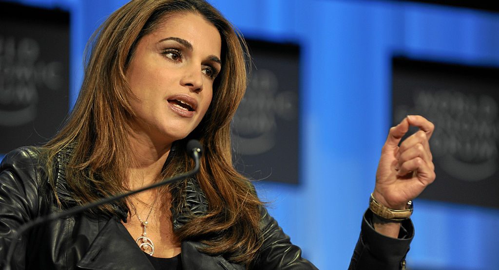 1024px-Queen_Rania-252C_World_Economic_Forum_2010-1024x555 Kraljica Ranija el Abdulah - jordanska Ledi Di