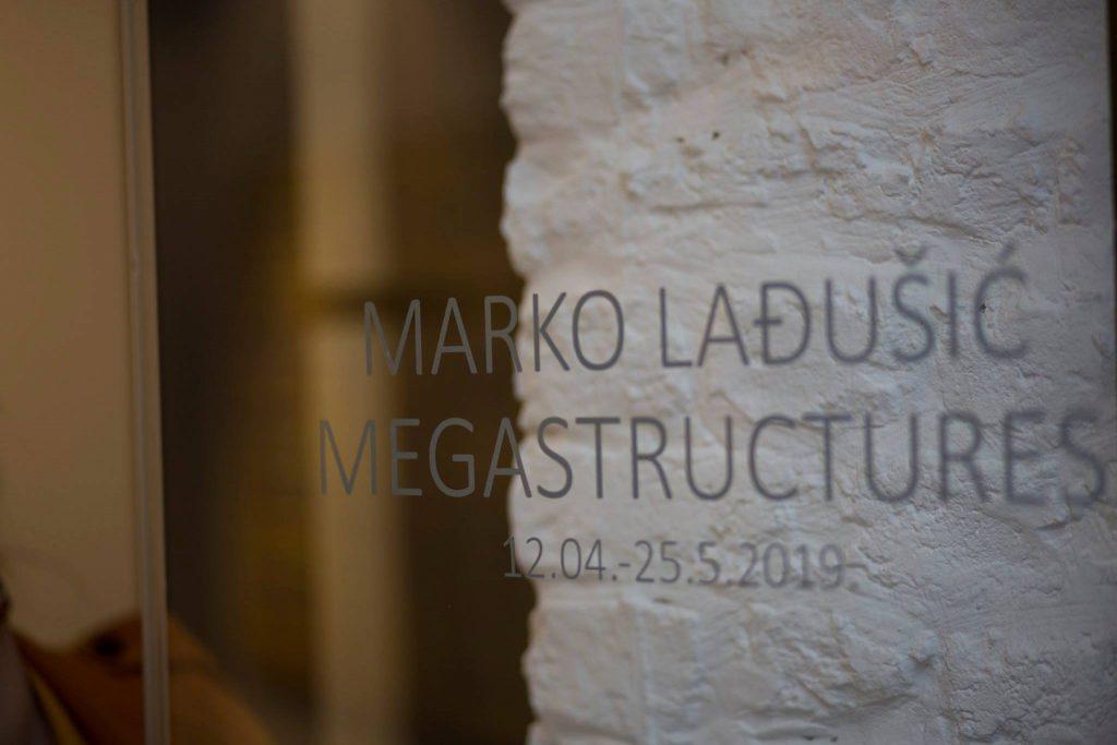 57127056_856336934711855_3961864458749345792_o-1024x683 Marko Lađušić predstavio "Megastrukture"