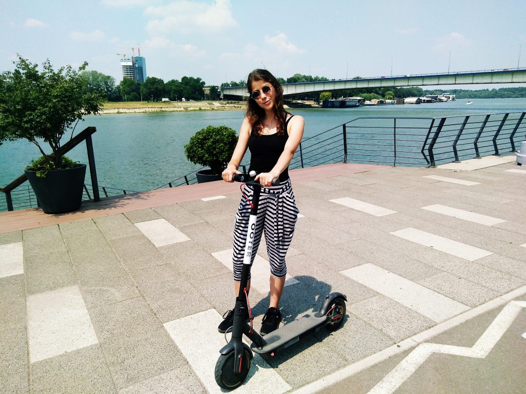 5-1024x768 Isprobali smo Ooter Scooter električne trotinete sa glumicom Katarinom Živković!