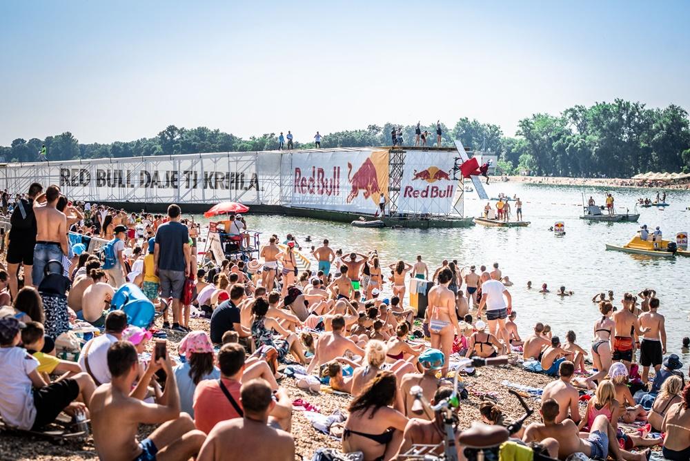 Red-Bull-Flugtag-cc-Bogdan-Kosanovic-11 Održan Red Bull Flugtag na Adi Ciganliji, pobednici su...