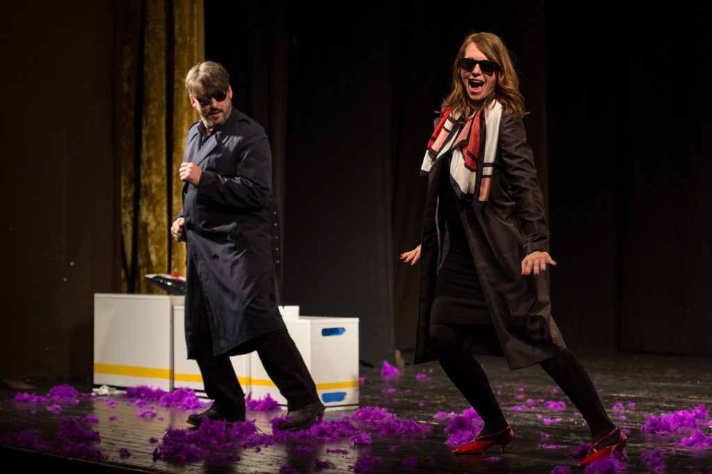 Boris-Milovojevic-i-Monika-Romic-predstava-Otkacene-foto-Vladimir-Jevic-1024x682 Pozorišni mini maraton "Otkačenih" u Akademiji 28