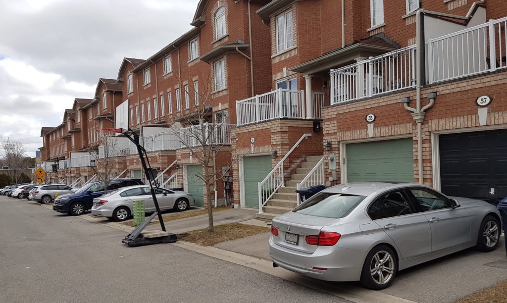 Ulica-beogradskih-basti-3-1024x612 Ulica beogradskih bašti - kutak otadžbine u Torontu