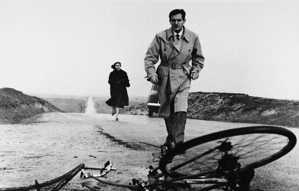 Smrt-bicikliste-scena-iz-filma Besplatan onlajn ciklus španskih filmova "Klasici uz tebe"