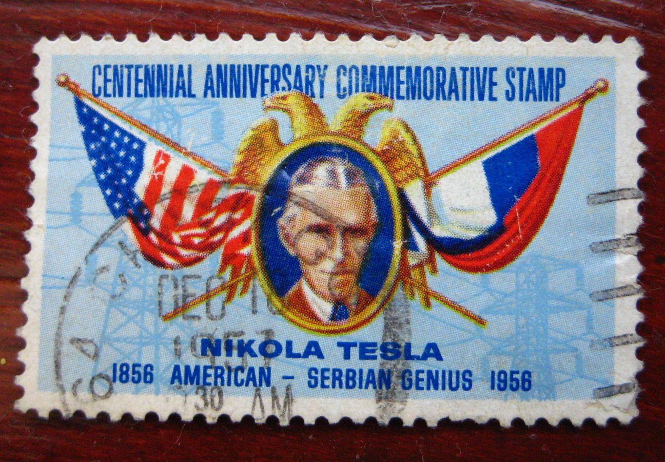 Tesla-postanska-marka-u-Americi-izdata-davne-1956.-godine Hit na društvenim mrežama: Američka markica s natpisom — Nikola Tesla američko-srpski genije
