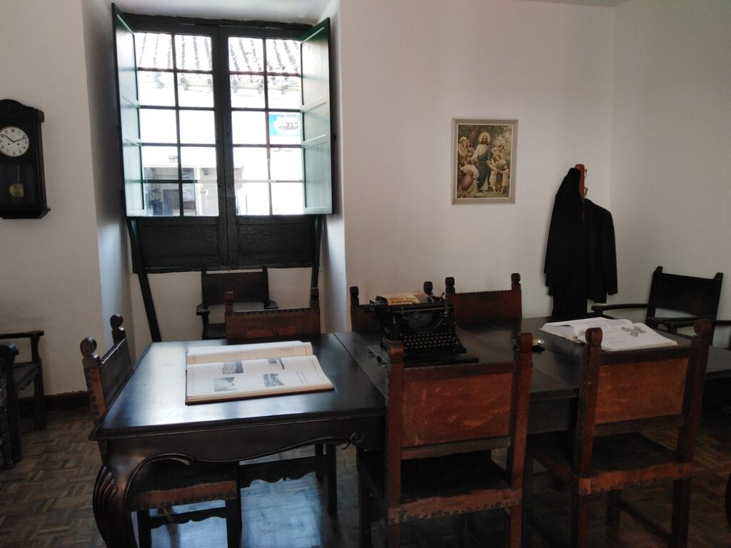 IMG_20200126_101450-1024x768 Razglednica iz Kolumbije: Zašto je za grad Zipaquirá bitan Gabrijel Garsija Markes? (GALERIJA)