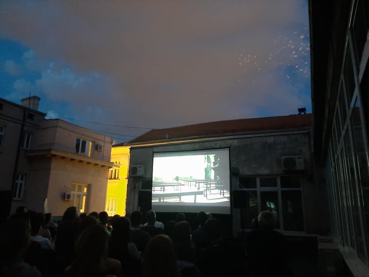 terasa-foto Nemanja Boškov: Za Art bioskop "Kolarac" kažu da je kulturni svetionik Beograda u ovoj teškoj situaciji