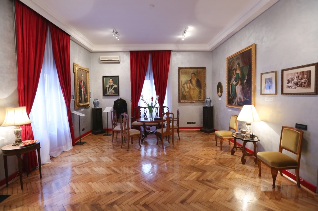 01-Enterijer-1 Dom Jevrema Grujića – na čajanci kod kraljice Natalije