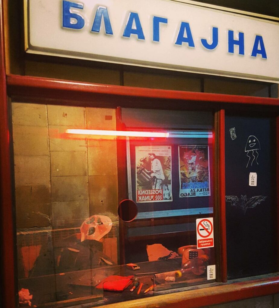 Blagajna-bioskopa-Zvezda-foto-Instagram-925x1024 Beogradski bioskopi kojih više nema