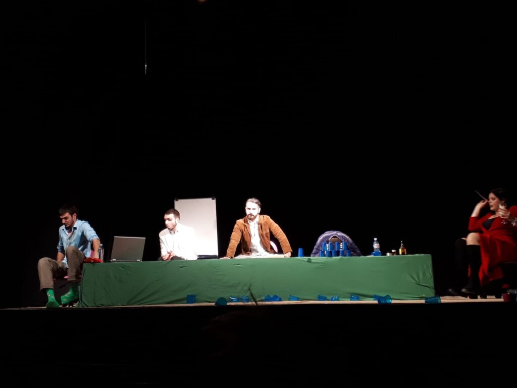 WhatsApp-Image-2020-10-26-at-21.56.48-1024x768 Recenzija predstave "Rogovi u vreći": A šta ako u stvari ništa nije onako kako izgleda?