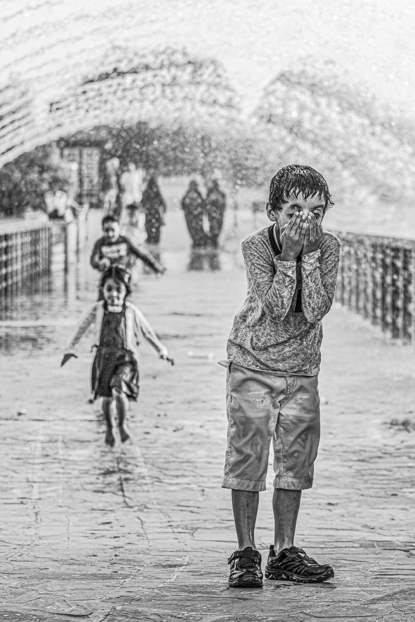 7-Na-kisi-Doha-2015-35x525-cm-Tijana-Lubura-1 Izložba fotografija Tijane Lubure