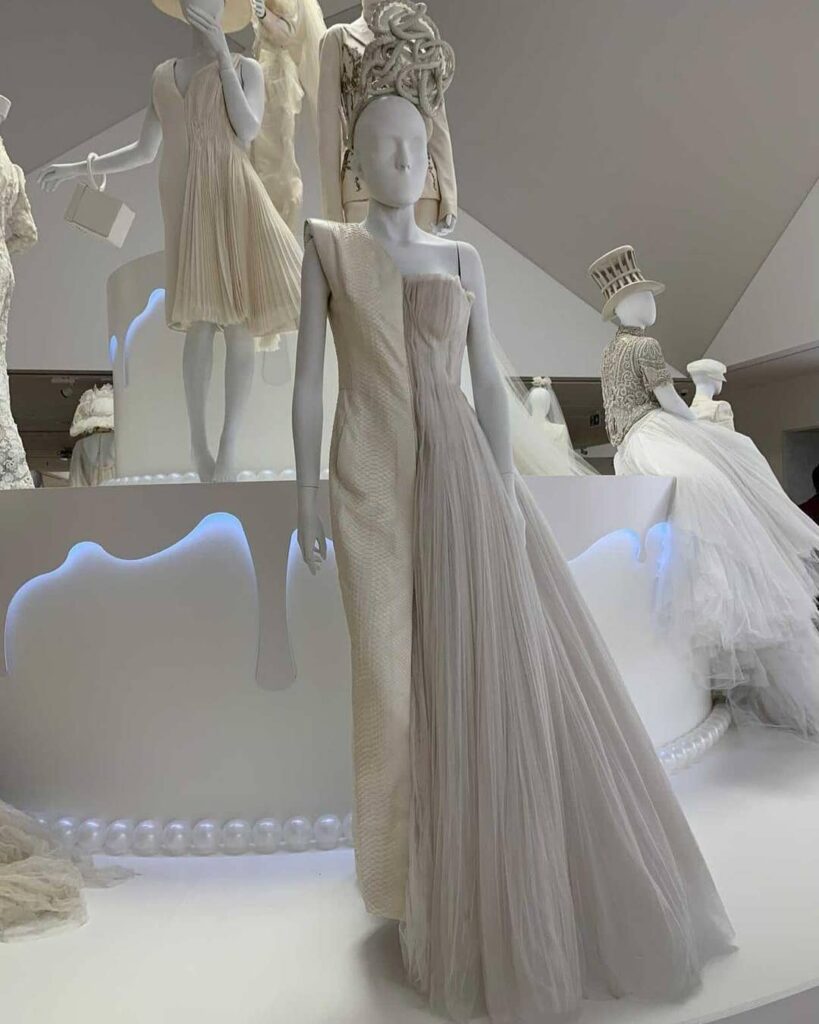 IMG_20201129_142943_350-819x1024 "Ljubav je ljubav: Radost venčanja za sve - Žan Pol Gotje" (GALERIJA)