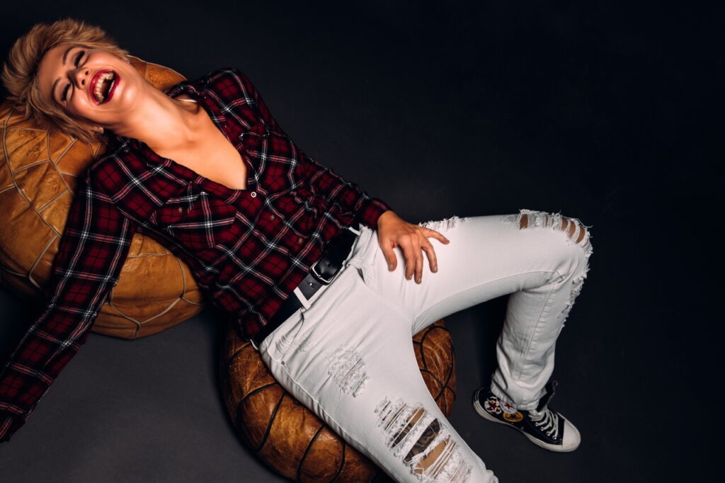 rsz_maja_louis_foto_1_dragan_jereminov-1024x682 Maja Louis objavila novu pesmu "Majo, probudi se" (VIDEO)