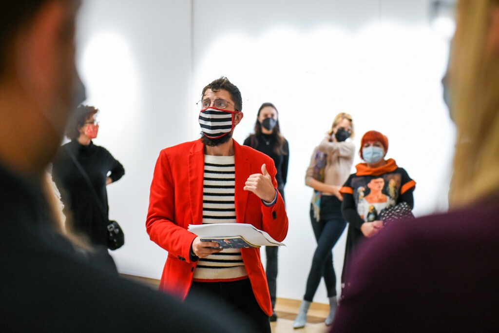 Bojana-Janjic-01-1024x683 Od Madone do Ejmi Vajnhaus: Gotjeove (de)konstrukcije muze