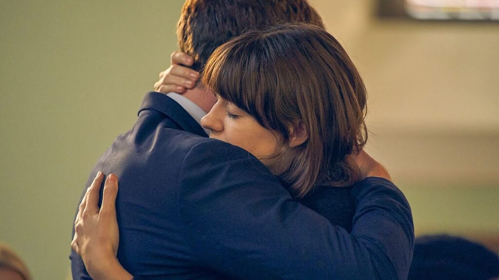 Ep-10-Funeral-hug-1024x576 Normalni ljudi - ljubav će nas opet rastaviti