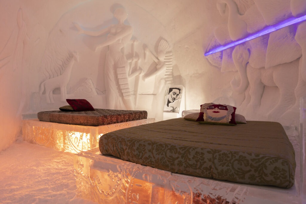 rsz_salvador_dali_soba-1024x683 Priča iz Kvebeka: 20. rođendan "Ledenog Hotela"