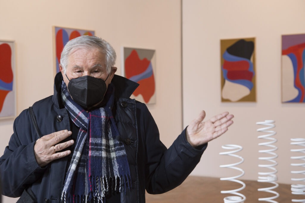 Prof.-dr-Jes╠ia-Denegri-1024x683 Izložba koja se ne propušta: "Refleksije" u čast Mire Brtke