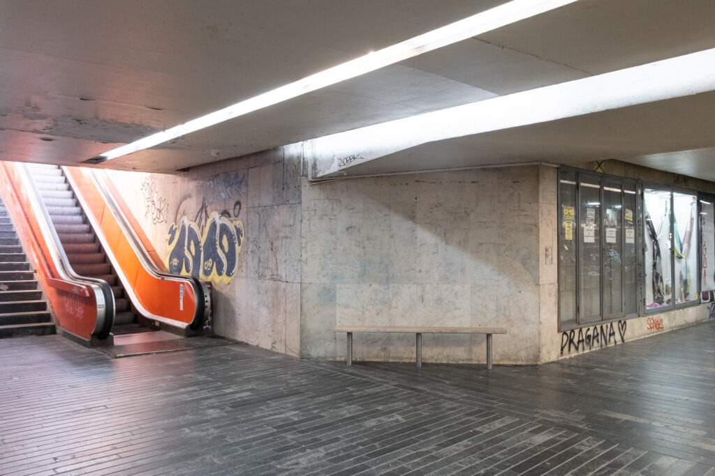 CyprienGaillard_2048px_NK_8-1024x683 Oktobarac na beogradskim ulicama: Ko su umetnici čije radove viđamo po gradu?