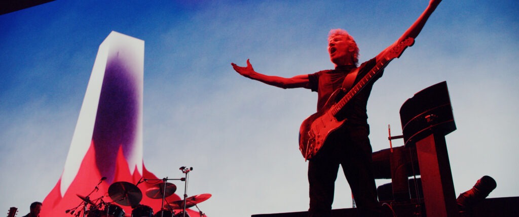 RW_US_AND_THEM_8-1024x429 Novi film Rodžera Votersa „Mi + Oni“ na Beldocsu