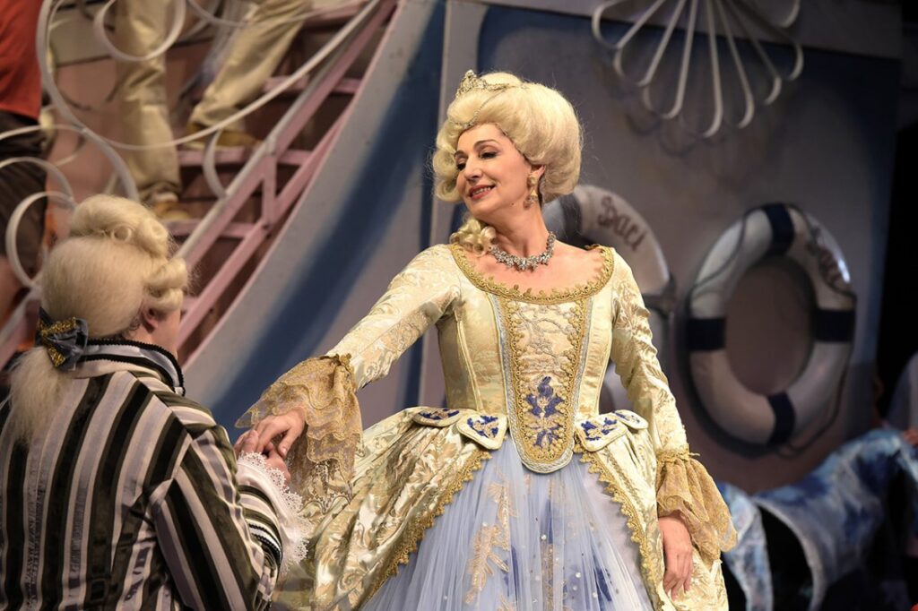 Pepeljuga-2-1024x682 /ODLOŽENO/ Opera, balet i moda - Beograd s ljubavlju Renatu Balestri