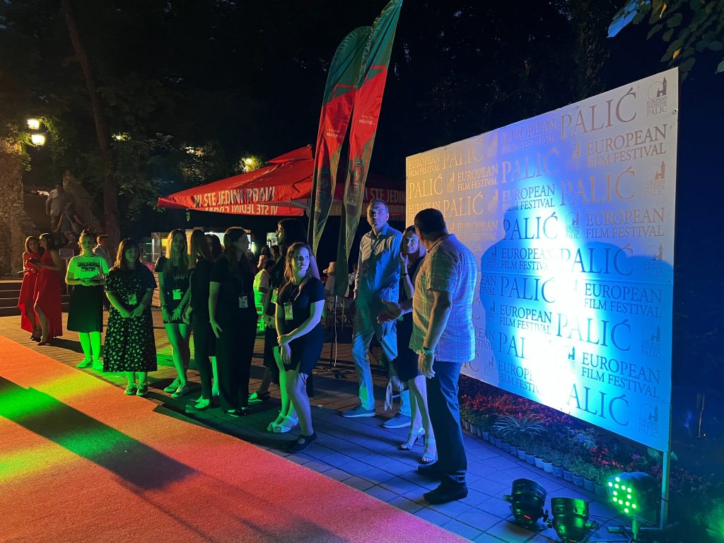 B3639323-ABC8-4D1F-A063-554E72F66D0D-1024x768 Otvoren Palić Film Fest, gromoglasni aplauz za Miru Banjac