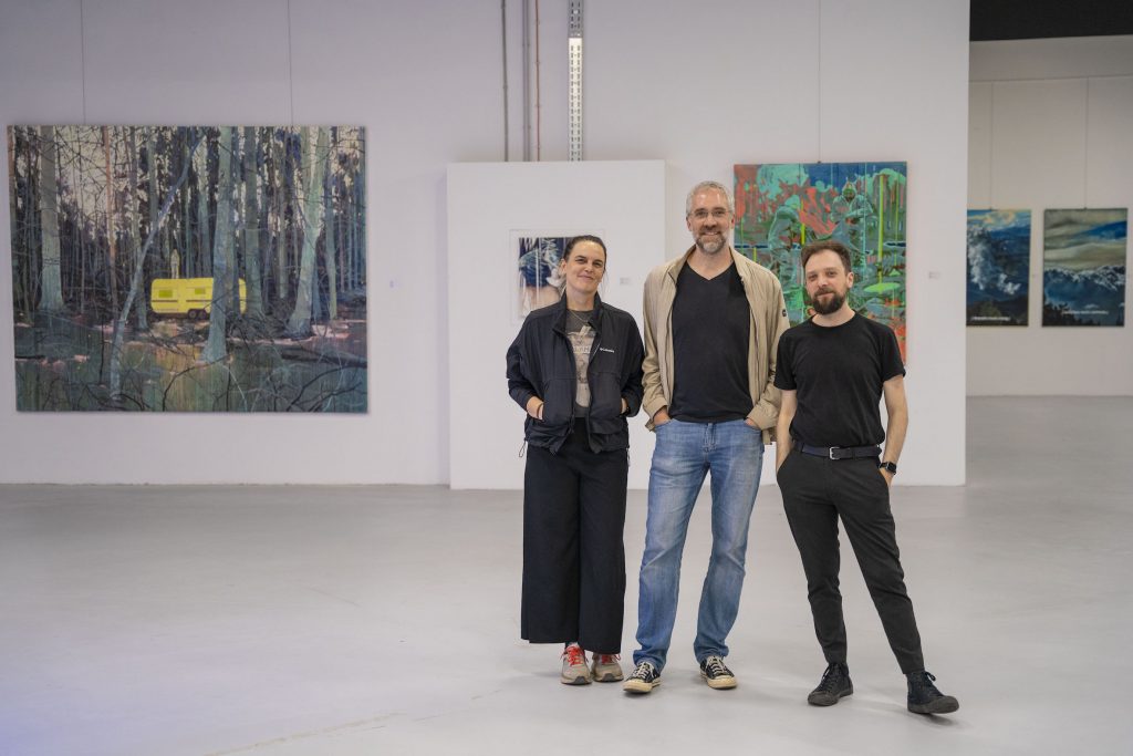 UMETNICI-TINA-ARJAN-I-MITO-.-Y-SO-SERIOUS_-1024x683 Y SO SERIOUS? Ljubljanska likovna scena u Beogradu do 14. novembra