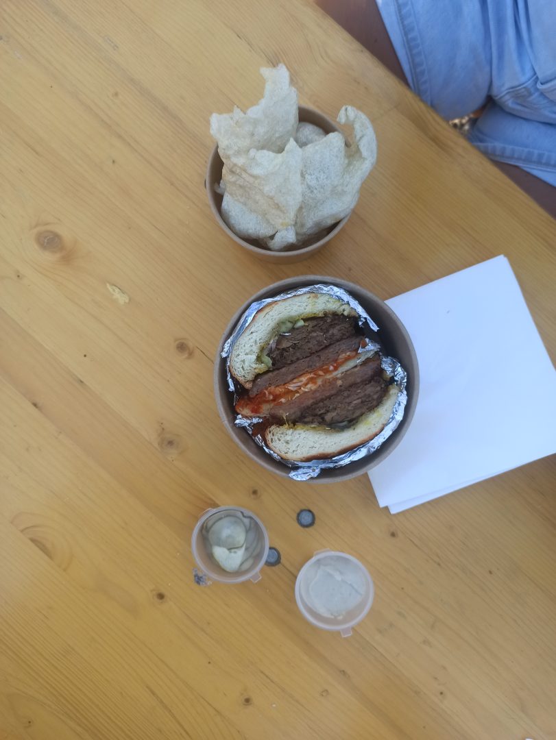 IMG_20250905_174244-811x1080 Los Silos Burger Festival - Beograd u znaku burgera i dobre atmosfere