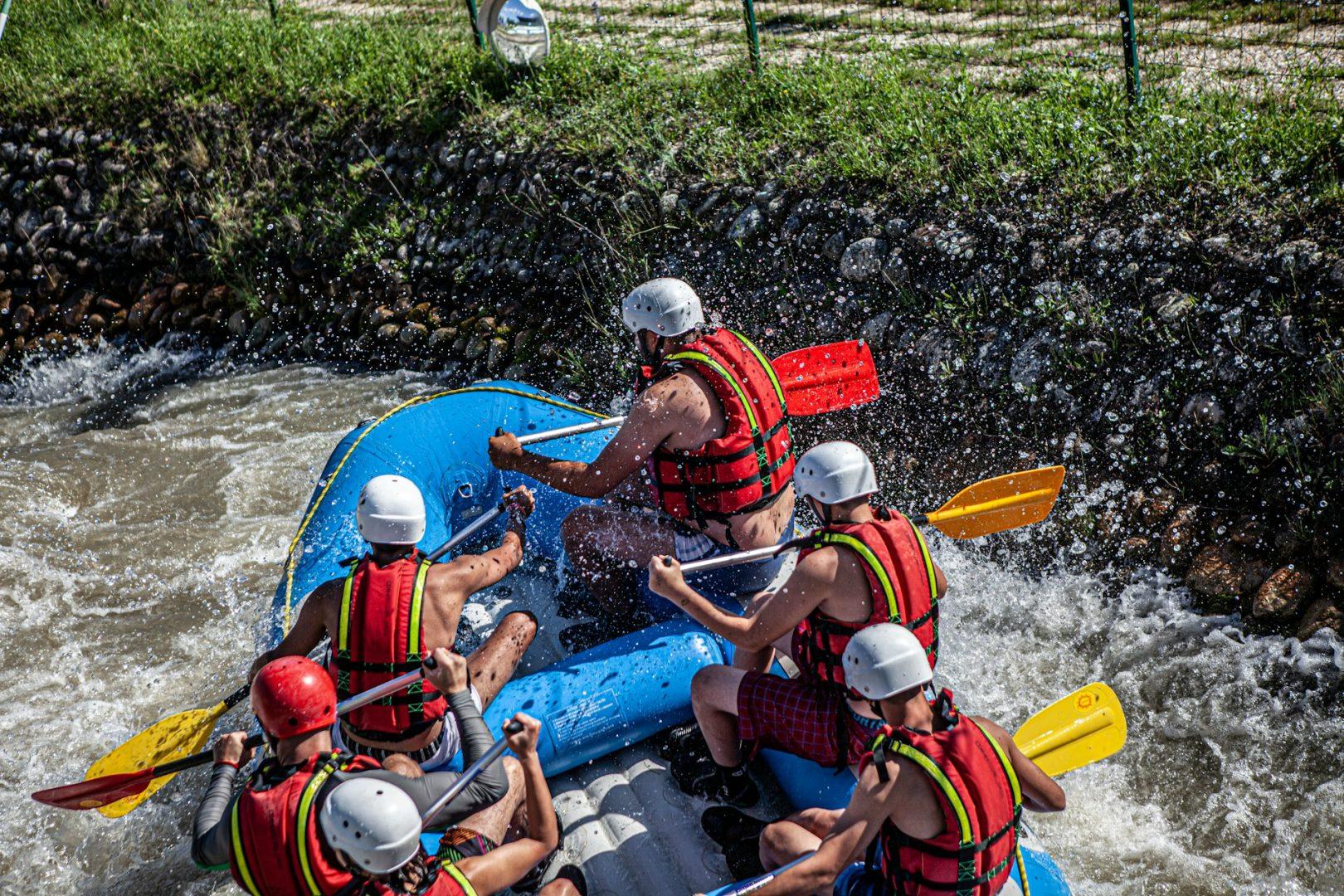 patrik-velich-iQ4zFp9RXeA-unsplash-1620x1080 Rafting kao savršena aktivnost za tim bilding