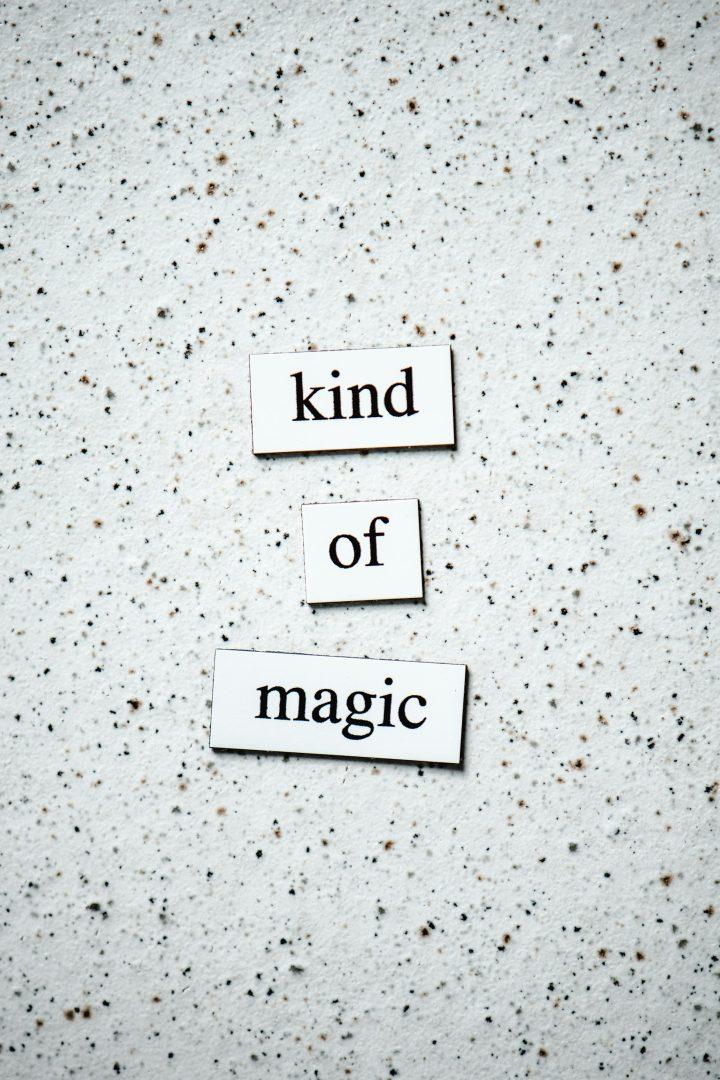 pexels-eva-bronzini-5938452-720x1080 Tidža's Place: Život je magičan